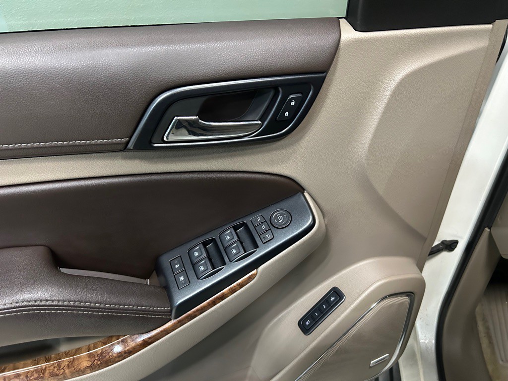 2015 Chevrolet Tahoe Image 16