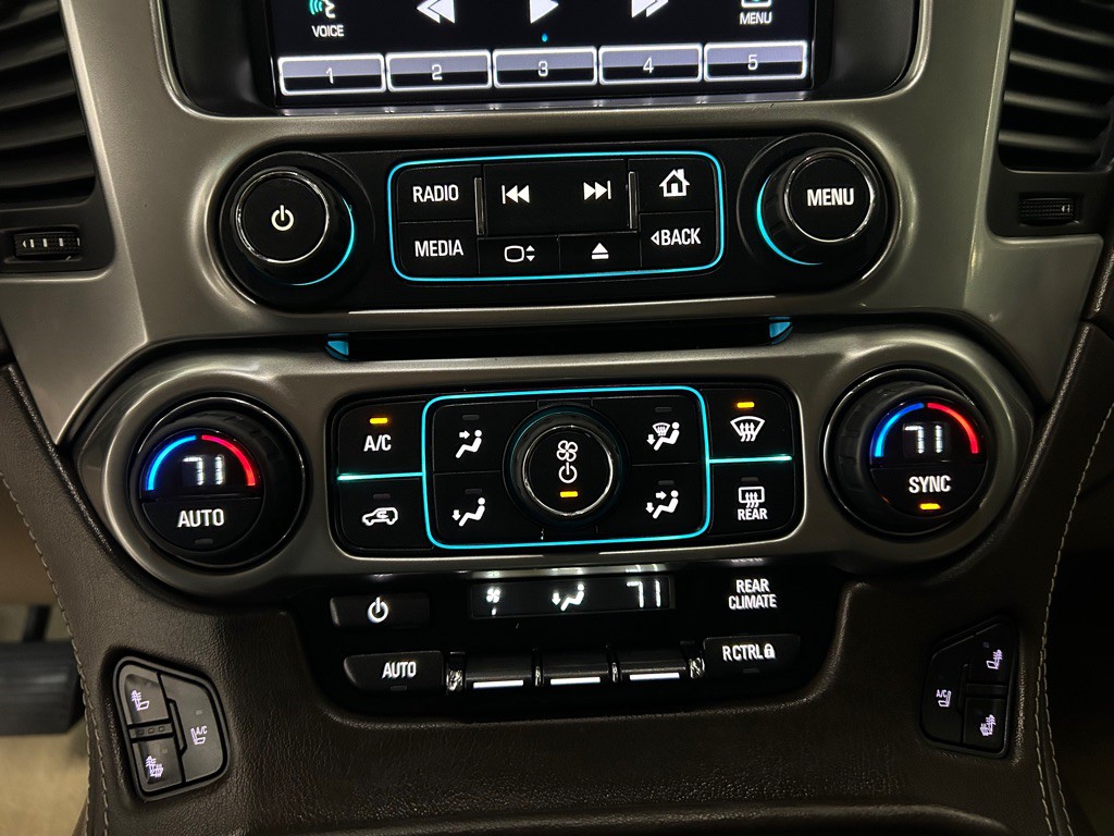 2015 Chevrolet Tahoe Image 23