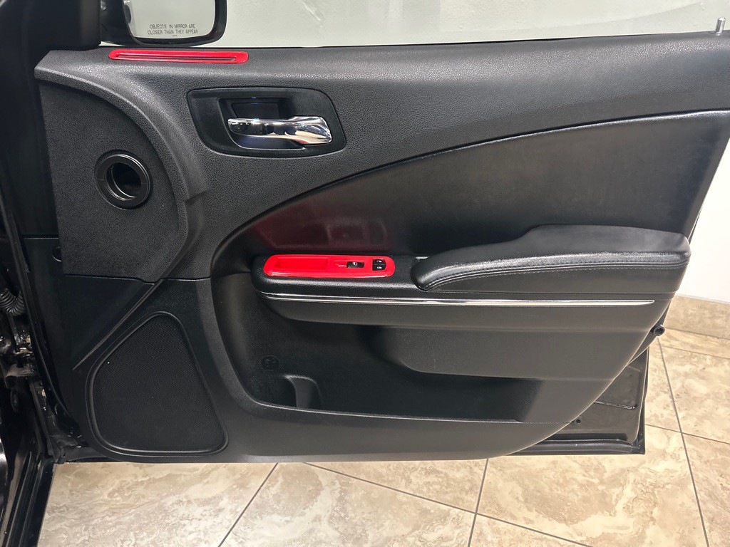 2013 Dodge Charger Image 25