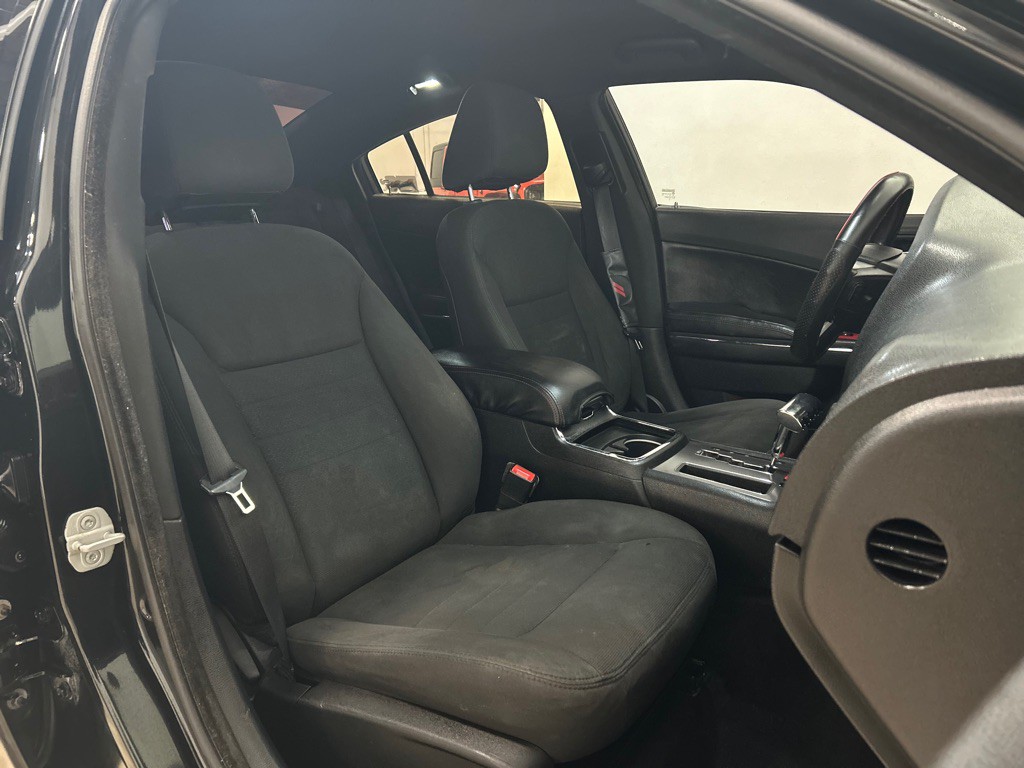 2013 Dodge Charger Image 28