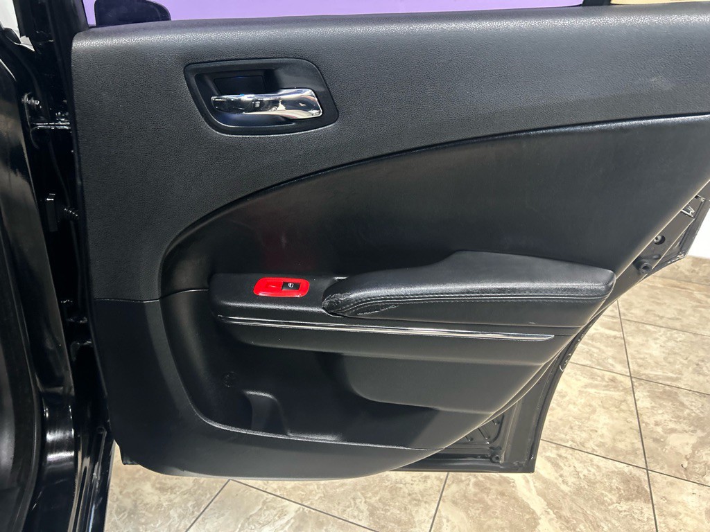 2013 Dodge Charger Image 34
