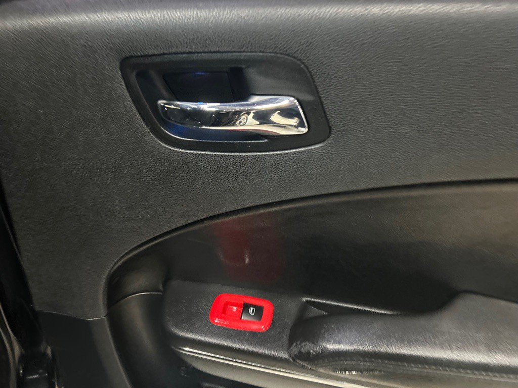 2013 Dodge Charger Image 35