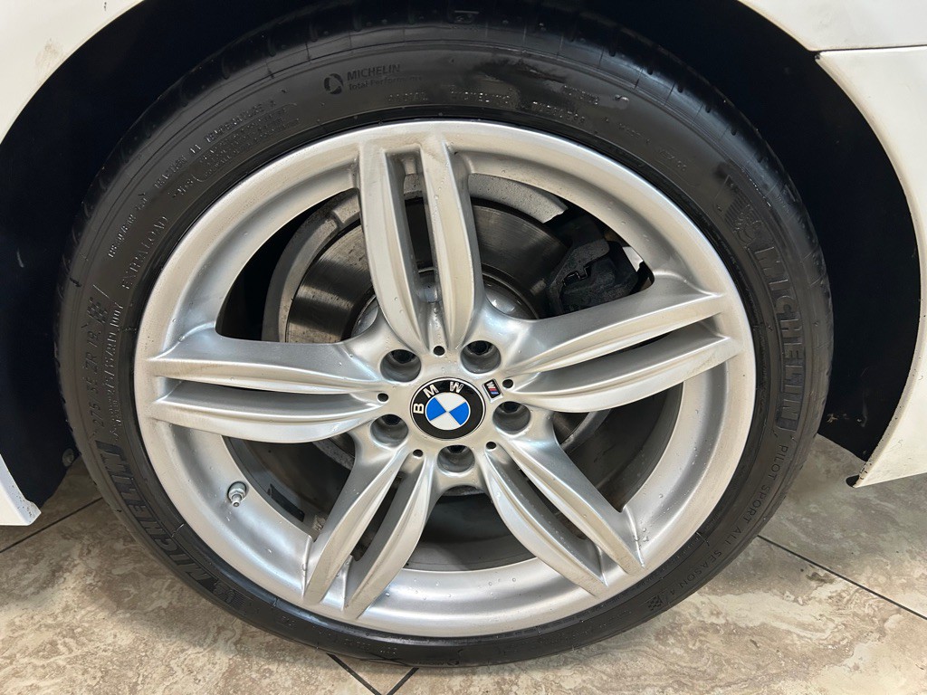 2015 BMW 5 Series Image 12