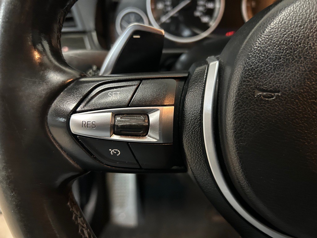 2015 BMW 5 Series Image 17