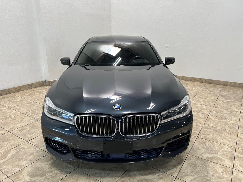 2016 BMW 7 Series Image 3