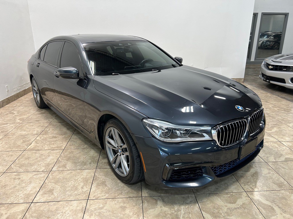 2016 BMW 7 Series Image 4