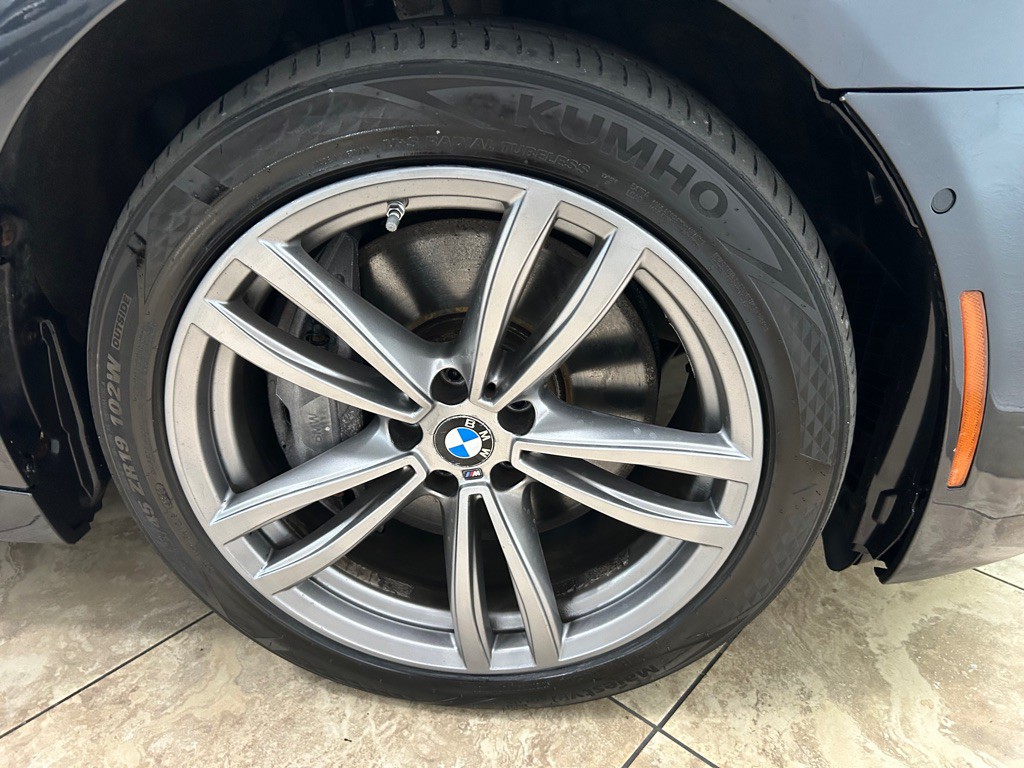 2016 BMW 7 Series Image 9