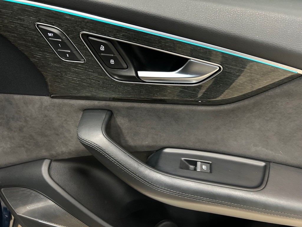 2019 Audi Q8 Image 28