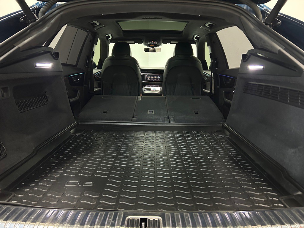 2019 Audi Q8 Image 41