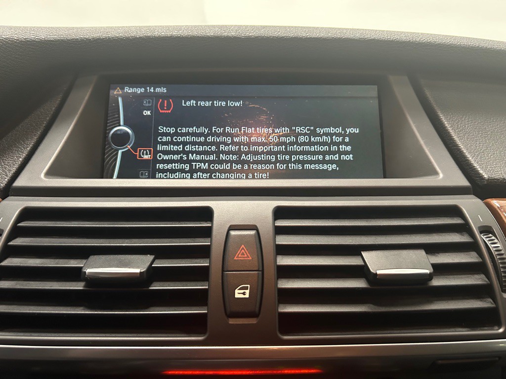 2014 BMW X6 Image 24