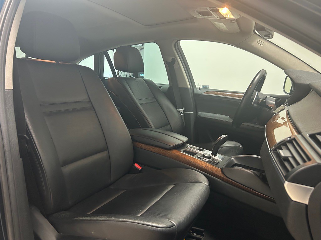 2014 BMW X6 Image 31