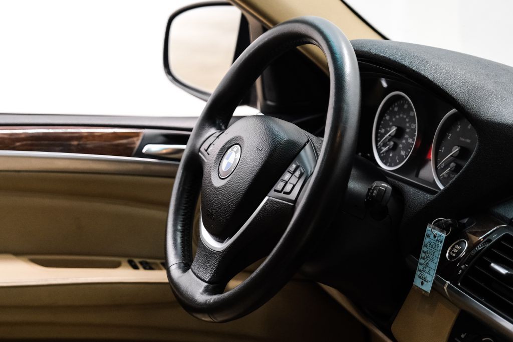 2014 BMW X6 Image 13