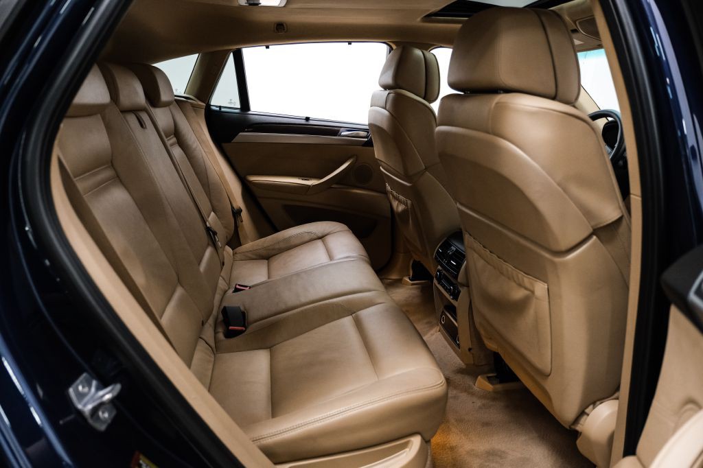 2014 BMW X6 Image 34