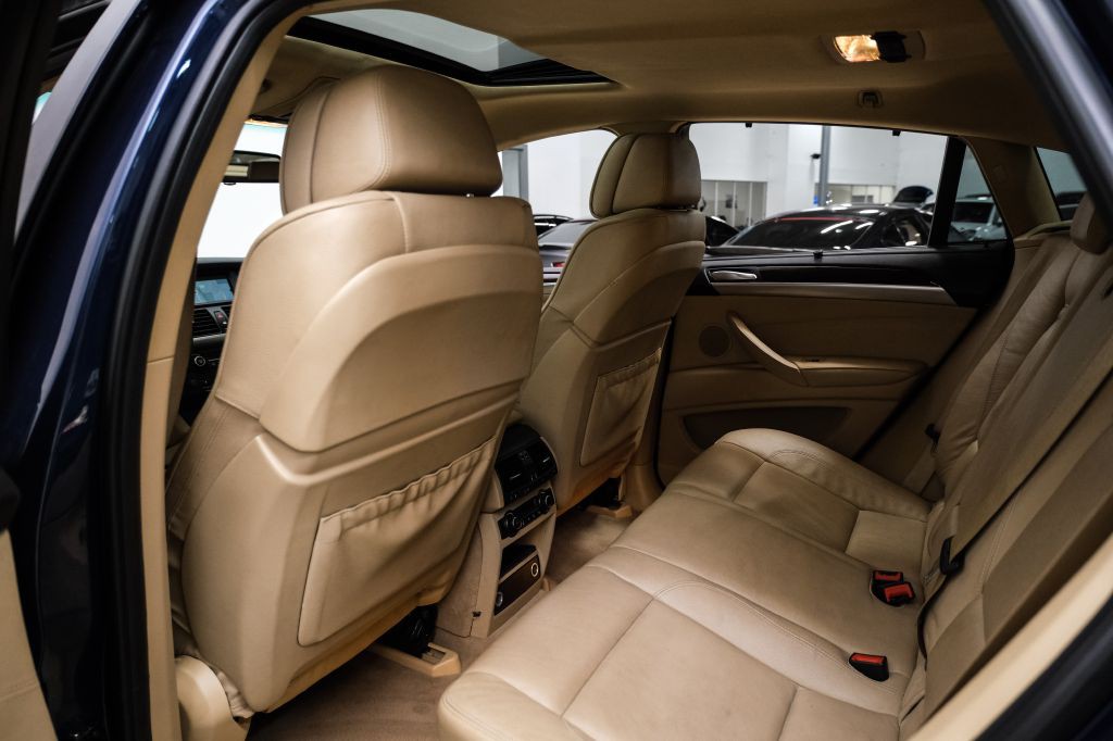 2014 BMW X6 Image 36