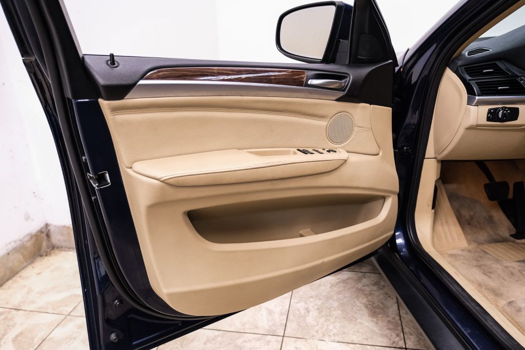 2014 BMW X6 Image 40