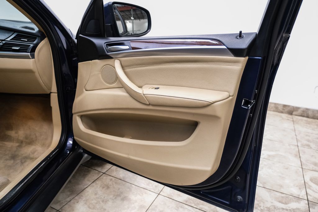 2014 BMW X6 Image 42