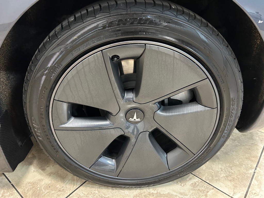 2021 Tesla Model 3 Image 12