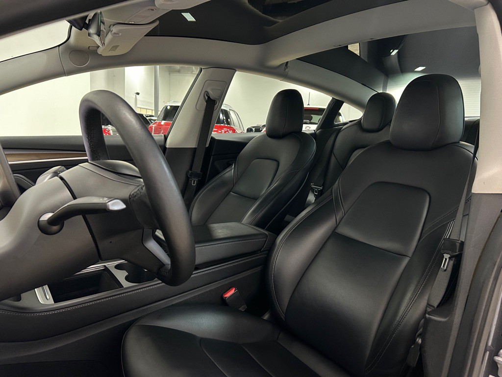 2021 Tesla Model 3 Image 22