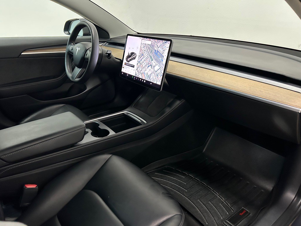 2021 Tesla Model 3 Image 25