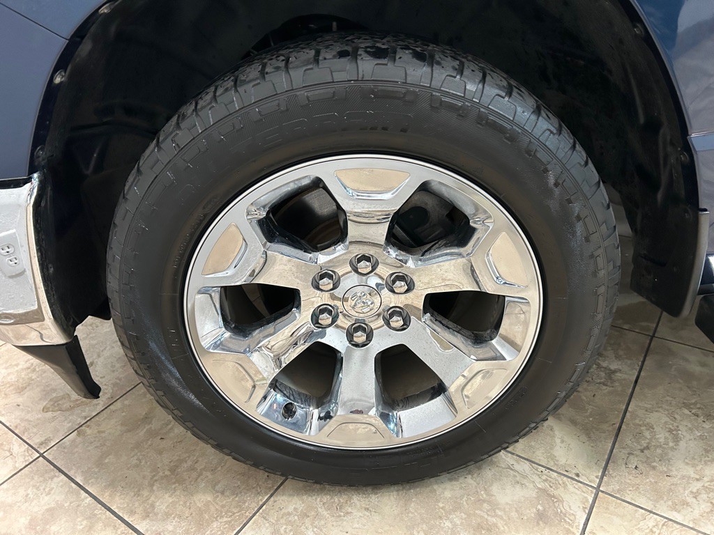 2020 RAM 1500 Image 9