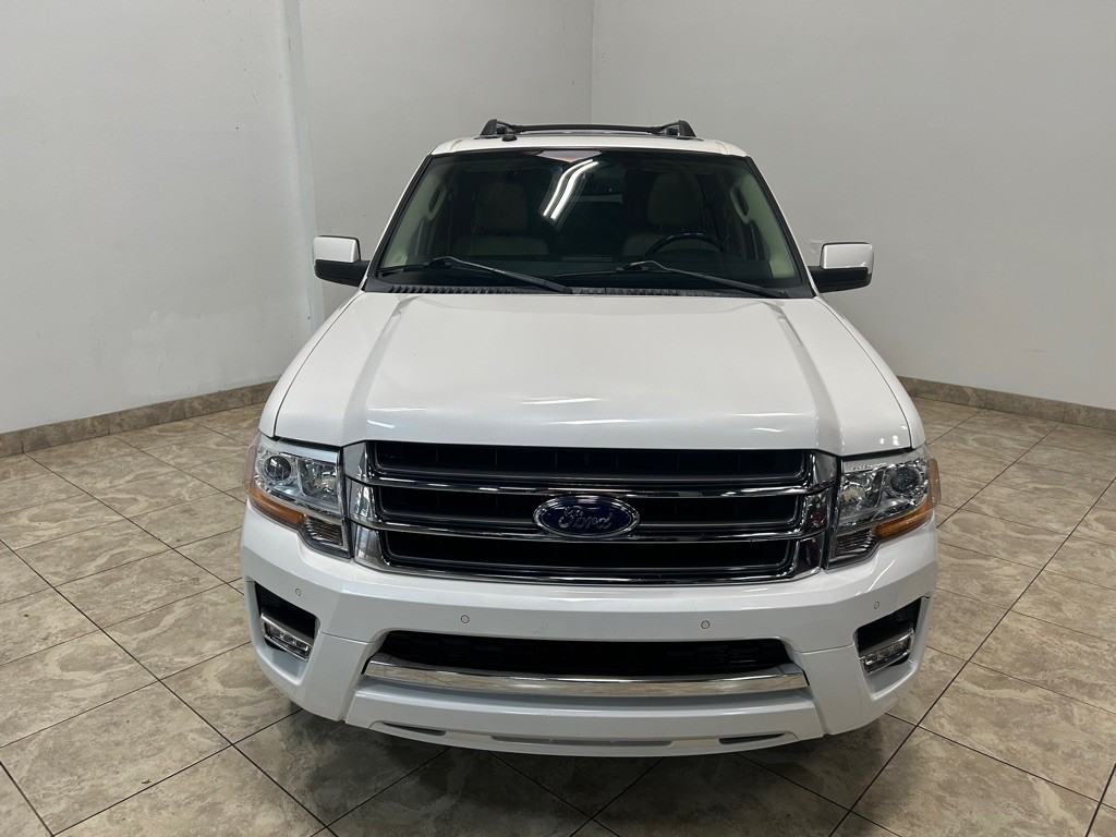 2017 Ford Expedition Image 2