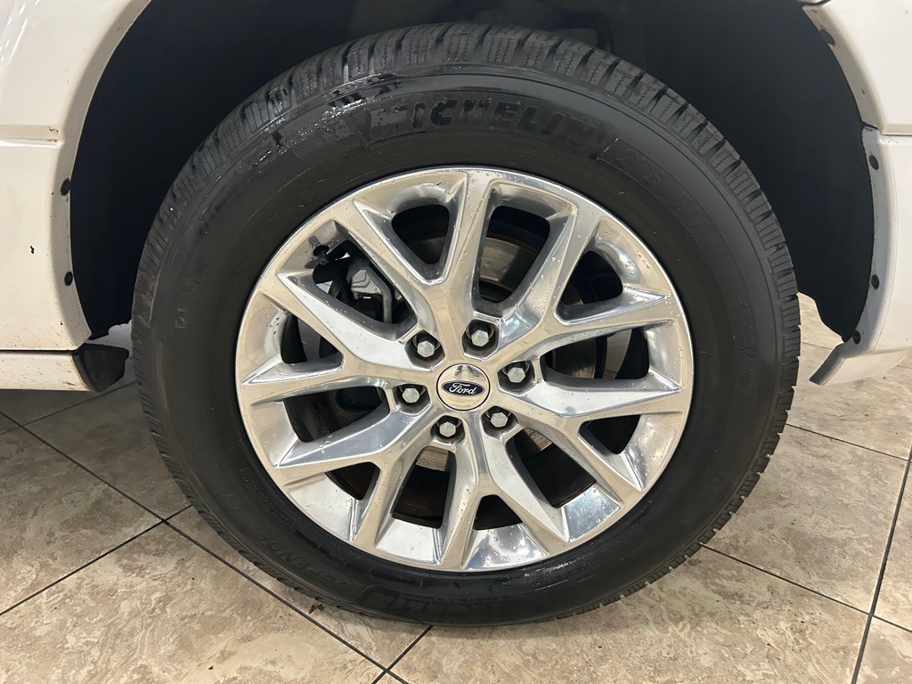 2017 Ford Expedition Image 9