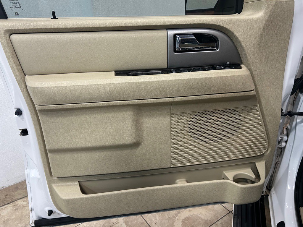 2017 Ford Expedition Image 14