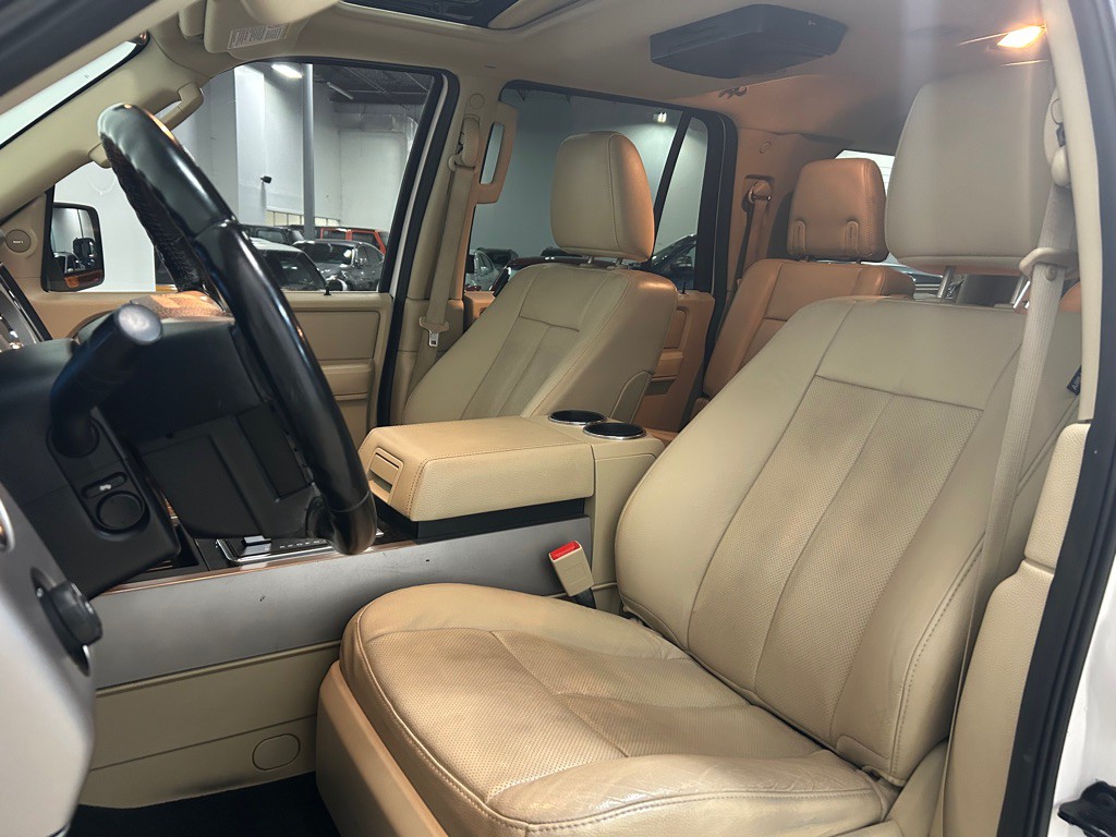 2017 Ford Expedition Image 17