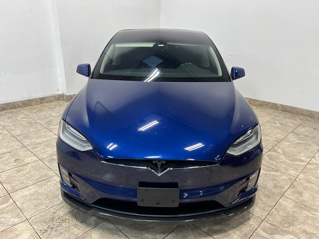 2016 Tesla Model X Image 3