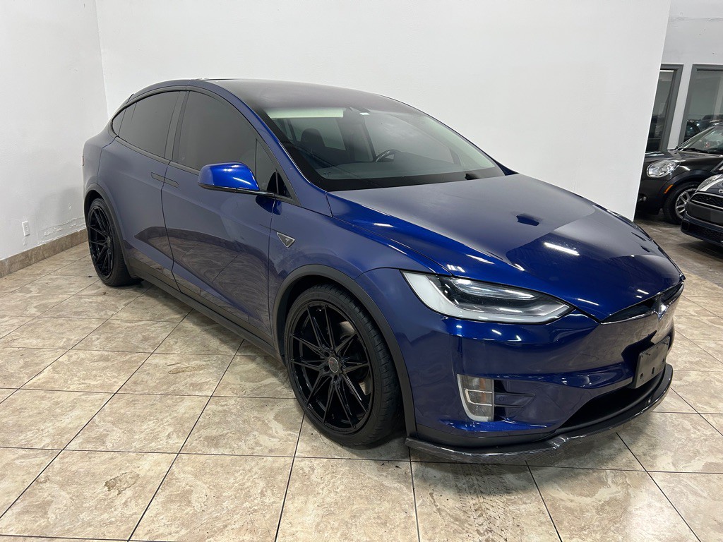 2016 Tesla Model X Image 5