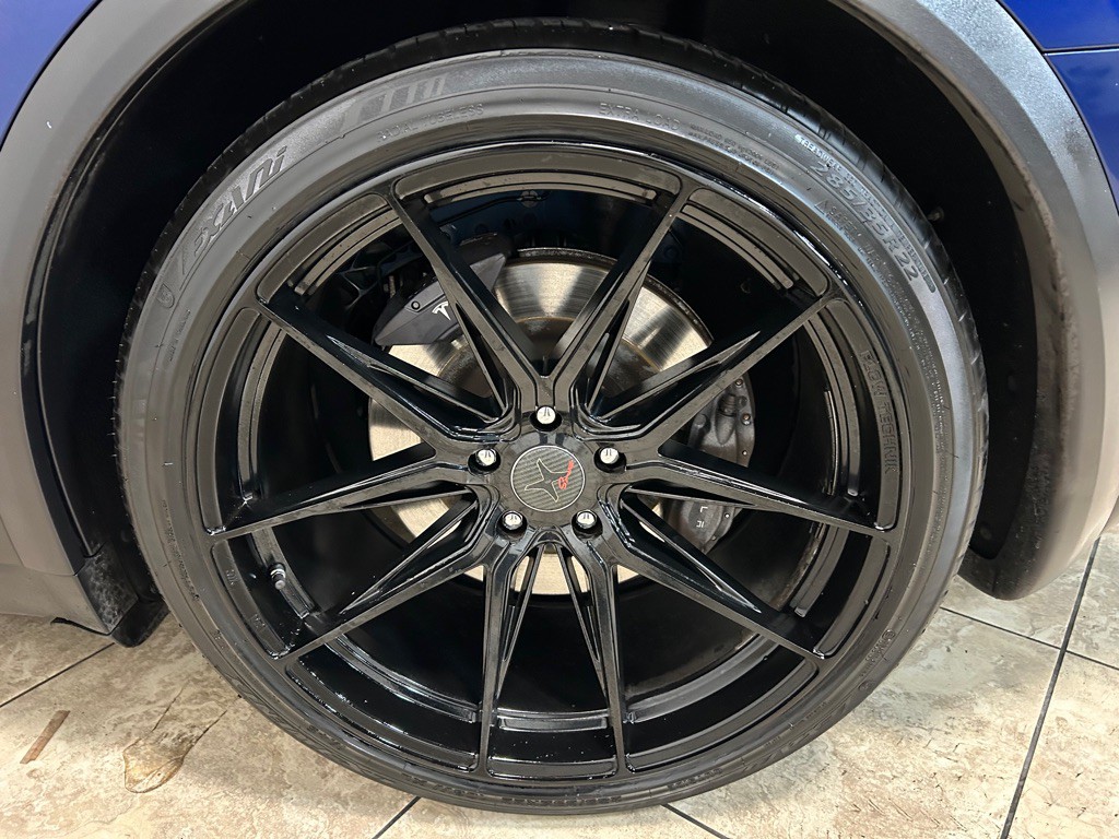 2016 Tesla Model X Image 12