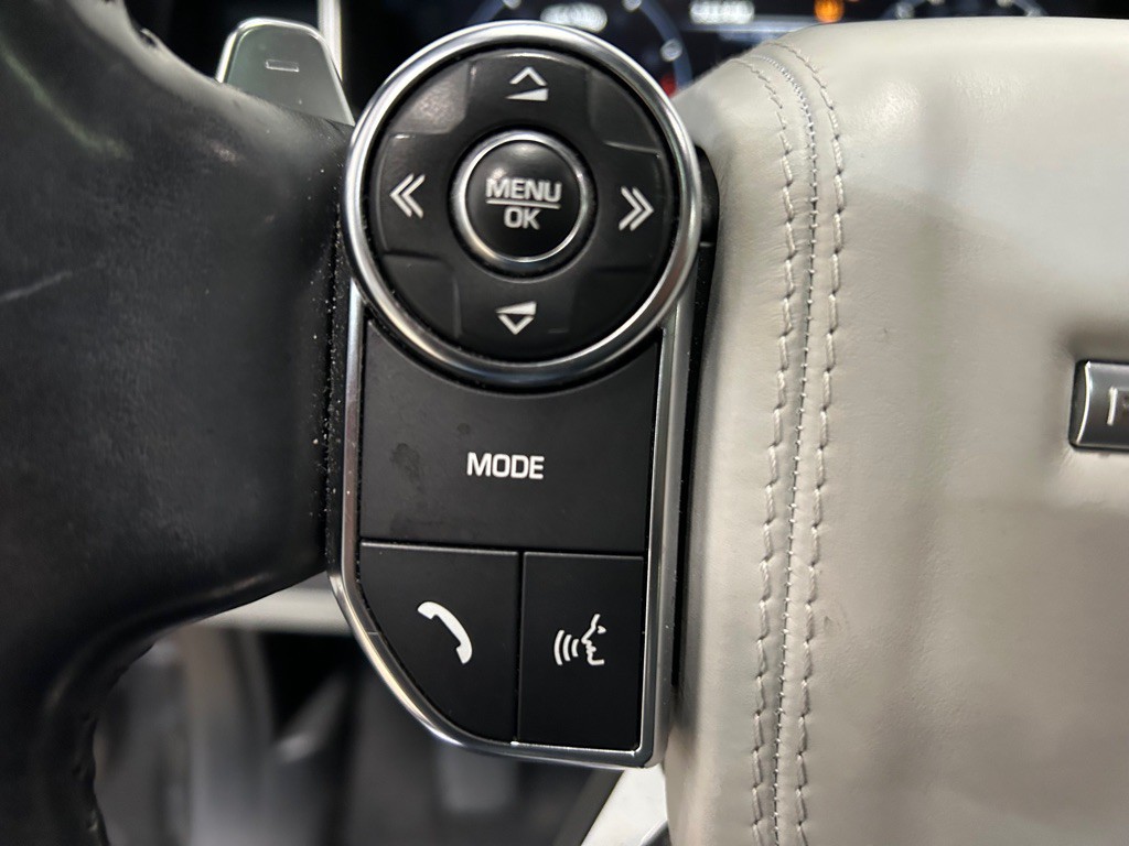 2016 Land Rover Range Rover Image 18