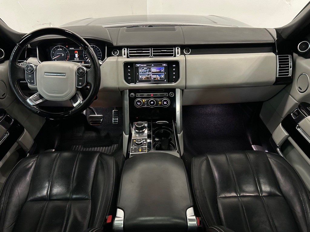 2016 Land Rover Range Rover Image 31