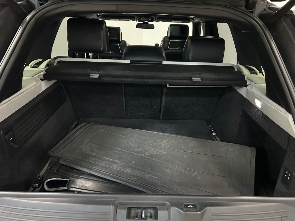 2016 Land Rover Range Rover Image 40