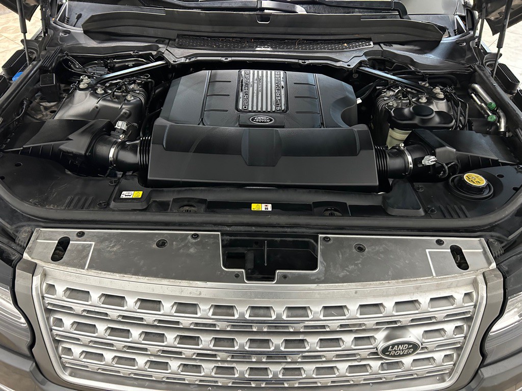 2016 Land Rover Range Rover Image 41