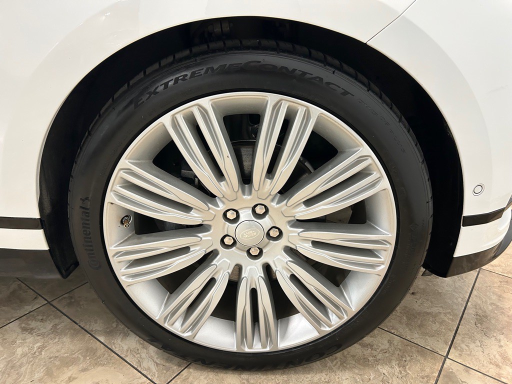 2019 Land Rover Range Rover Image 10