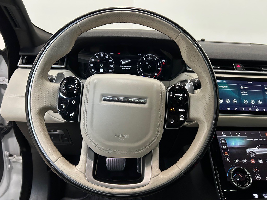 2019 Land Rover Range Rover Image 19