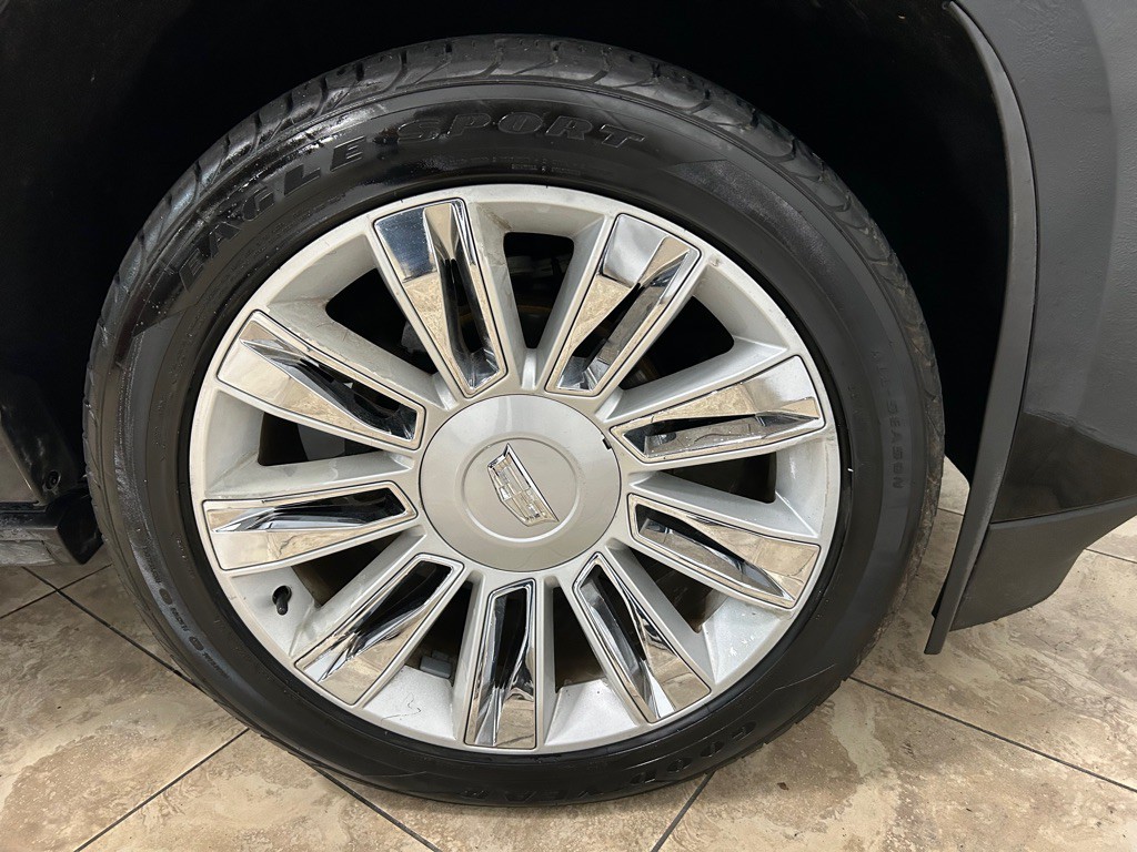 2015 Cadillac Escalade Image 10