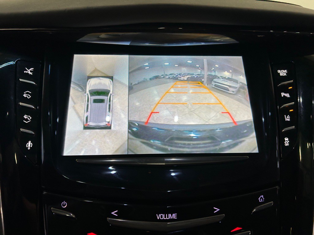 2015 Cadillac Escalade Image 23