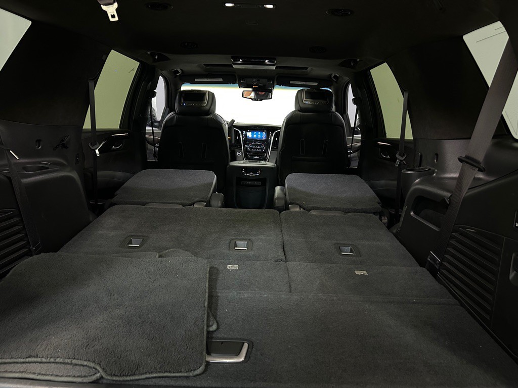 2015 Cadillac Escalade Image 42