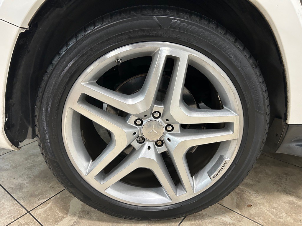 2015 Mercedes-Benz GL-Class Image 10