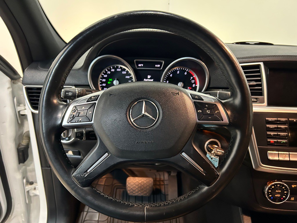 2015 Mercedes-Benz GL-Class Image 19