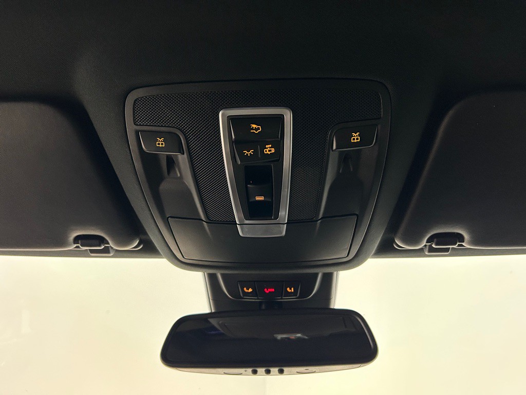 2015 Mercedes-Benz GL-Class Image 22