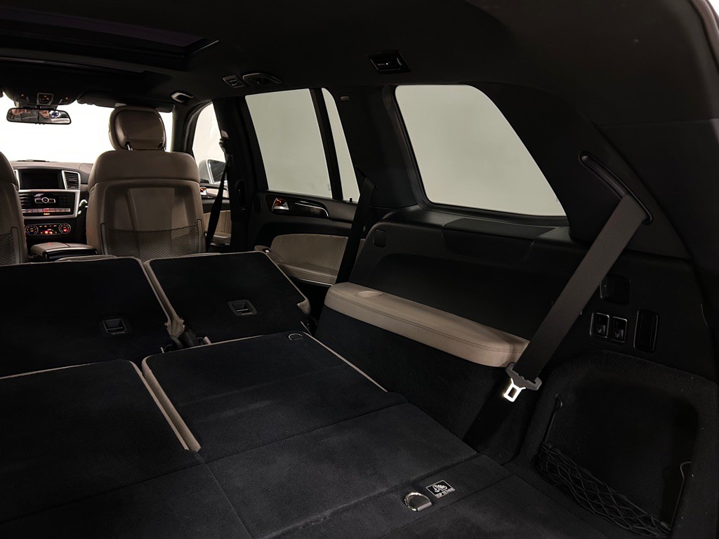 2015 Mercedes-Benz GL-Class Image 38