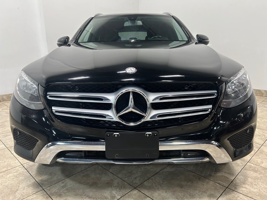 2017 Mercedes-Benz GLC-Class Image 3