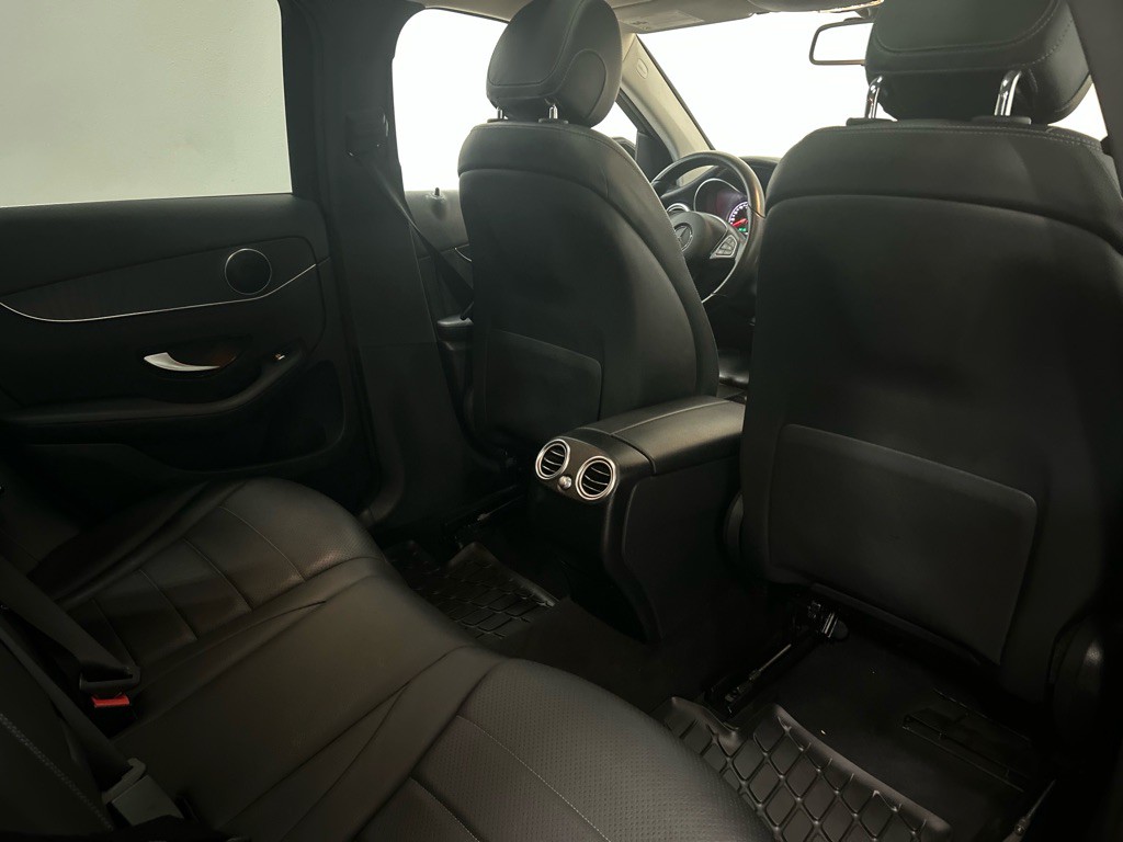 2017 Mercedes-Benz GLC-Class Image 29