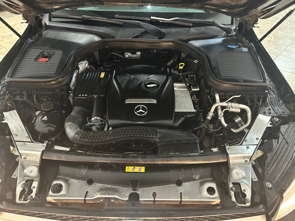 2017 Mercedes-Benz GLC-Class Image 34