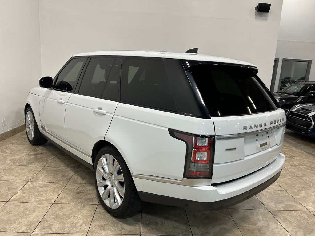 2017 Land Rover Range Rover Image 9