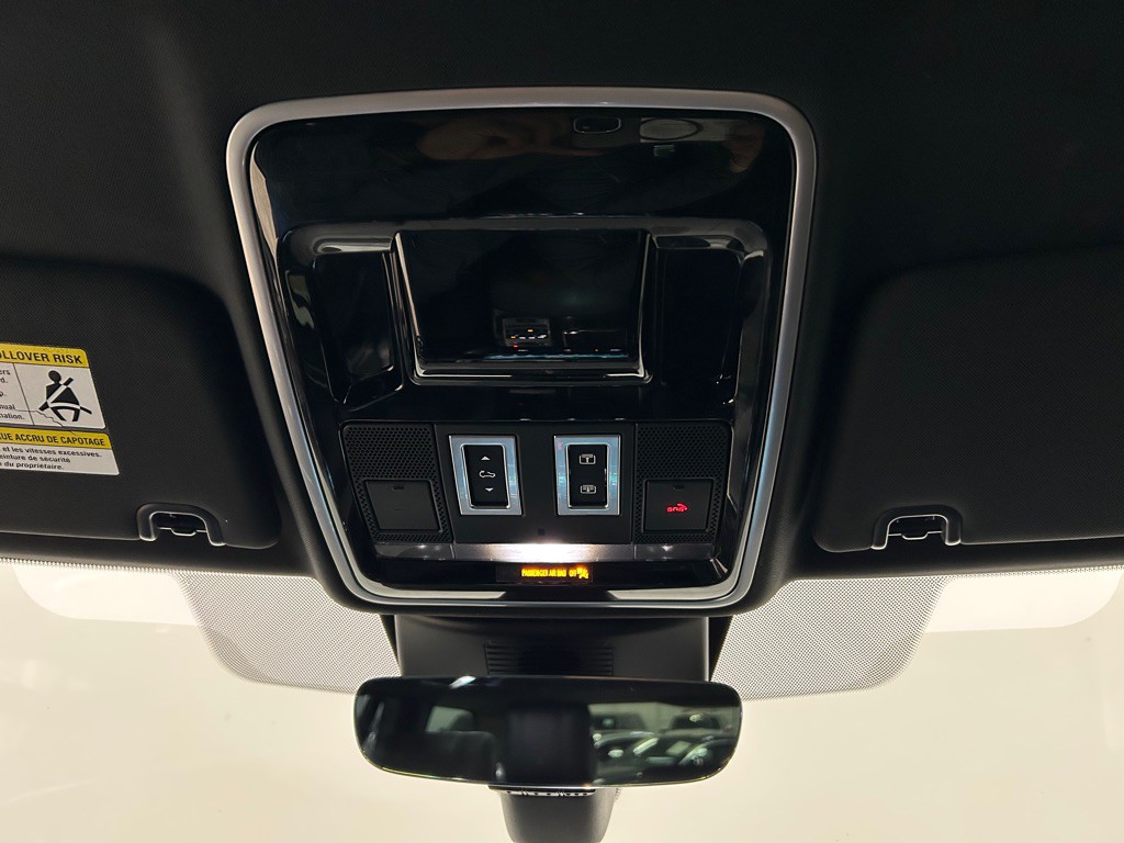 2017 Land Rover Range Rover Image 28