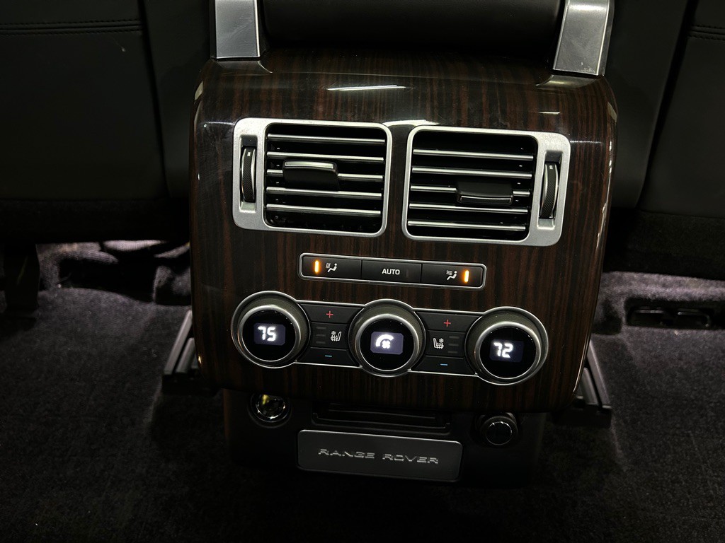 2017 Land Rover Range Rover Image 41